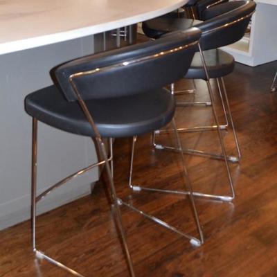 Set of 4 Italian Calligaris chrome and leather stools