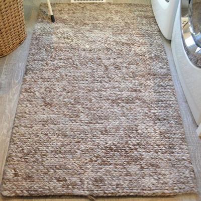 Landry and Arcarri rug, approx. 3' X 5'