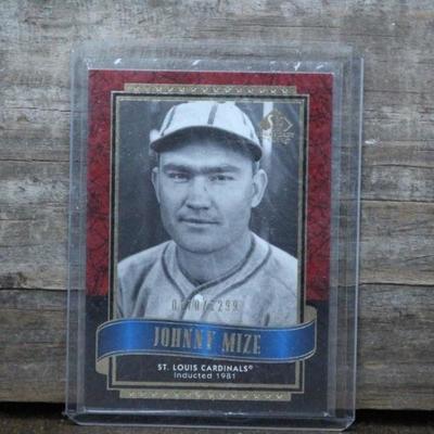 Johnny Mize Card