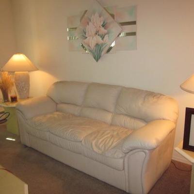 Alabaster Natizzi Leather Living Room Suite