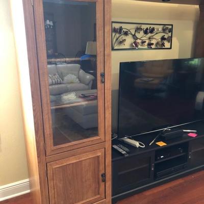 Bush Furniture entertainment center, oak finish, two towers with cross piece (Each tower 26