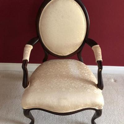 Queen Anne style Vintage wood & upholstery arm chair (24