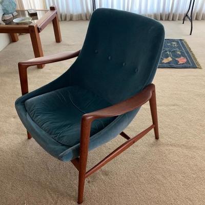 Mid Century Modern 1960’s teak arm chair