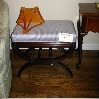 sweet deco foot like leg bench   BUY IT NOW $ 42.00