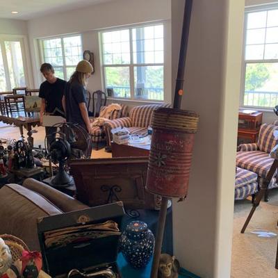 Estate sale photo