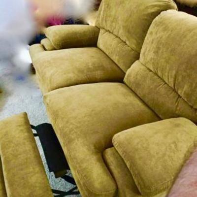 Side-by-Side Recliner