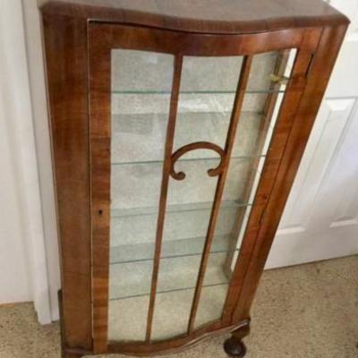 Curved Glass Queen Anne-Style Antique Curio Cabinet, 1880s