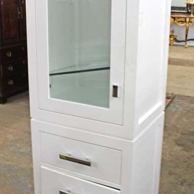  NEW Contemporary 1 Door 3 Drawer White Cabinet

Located Inside â€“ Auction Estimate $100-$200 