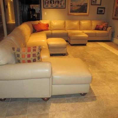 Natuzzi Leather Large Sectional Sofa