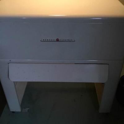 Vintage General Electric Ironer Roll Clothes Press Iron