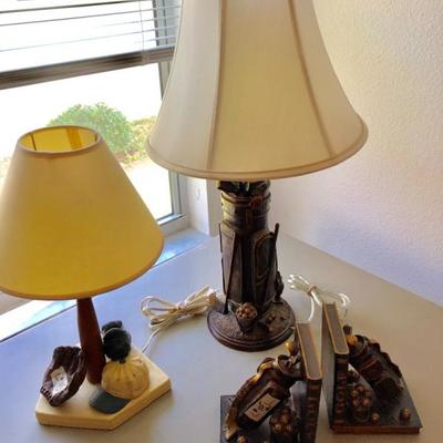 Golf-themed book ends and lamp. Baseball lamp.