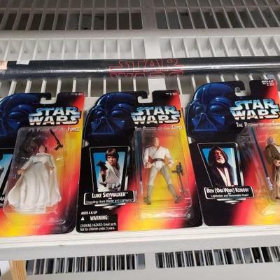 
#1001: 3 Original Kenner Star Wars The Power of the Force Figure
Princess Leia Organa, Luke Sky Walker, and Obi-Wan Kenobi