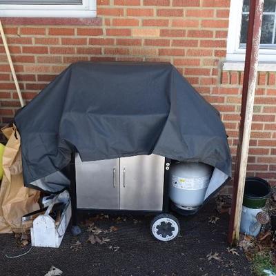 Weber Propane Gas Grill & Cover