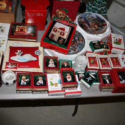 Hallmark Christmas Ornaments in there boxes 