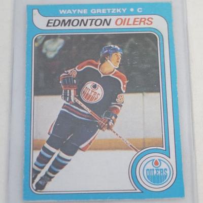 1979-80 O-Pee-Chee Wayne Gretzky Rookie Card. In excellent condition. In sleeve. 