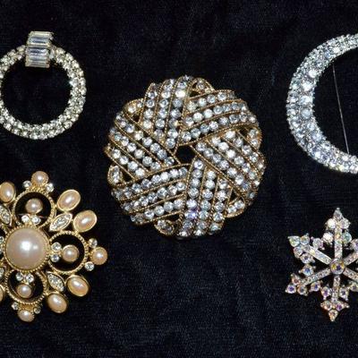 Rhinestone jewelry