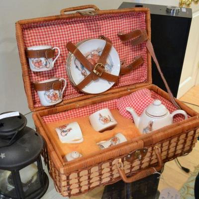 Beatrix Potter picnic set