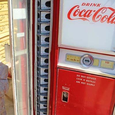  â€” NICE Models â€“

VINTAGE Coca Cola Machines

Auction Estimate $200-$400 â€“ Located Dock 