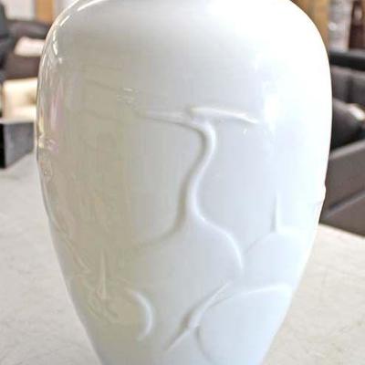  Large Blue and White Porcelain Vase Marked on Bottom

Auction Estimate $20-$80 â€“ Located Inside 
