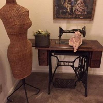 Singer Antique Sewing Machine & Wicker Dress Form