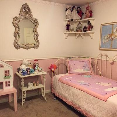 Childrenâ€™s Room with Iron Trundle Bed Antique Wicker