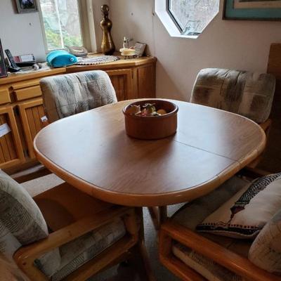 Retro dining set w/ one leaf (not shown)