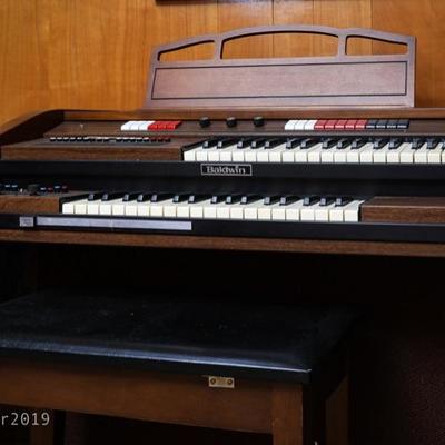 Vintage Balwin organ piano