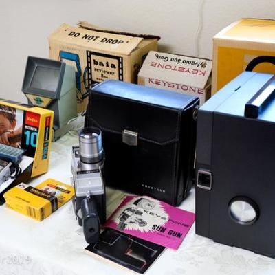 Vintage 8 mm camera, light, projector