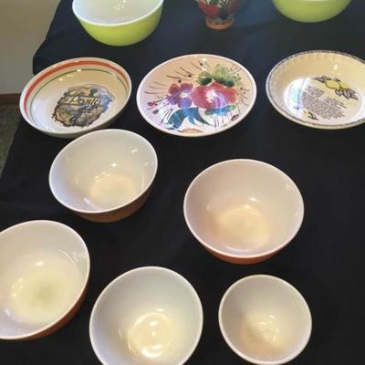 Pyrex Bowls Plus