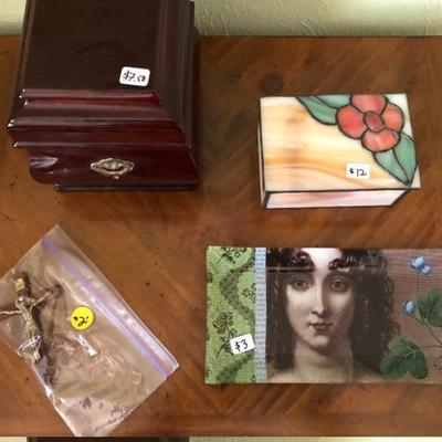Trinket boxes, catchalls.