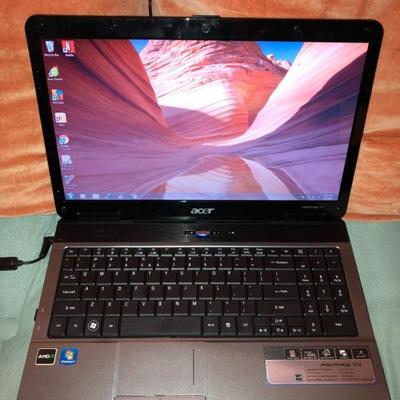 Acer Aspire Laptop Computer - Like New!