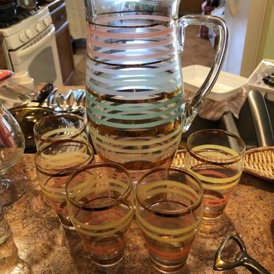 Vintage pitcher & glasses