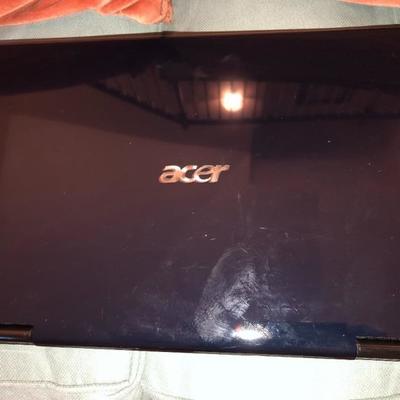 Acer Aspire Laptop Computer - Like New!