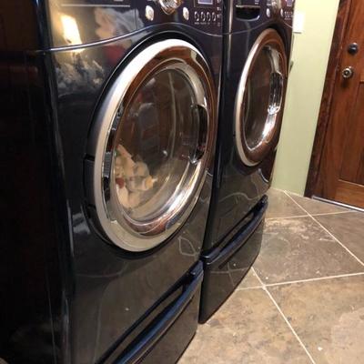Front load washer and dryer - blue 