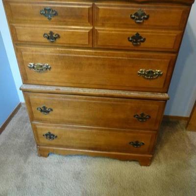 4 drawer wood chest
