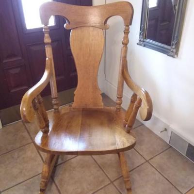 Oak Rocking Chair/Throw Rug
