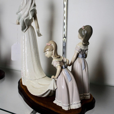 D54 #32 Here Comes the Bride Lladro #1446 Retired 1997
