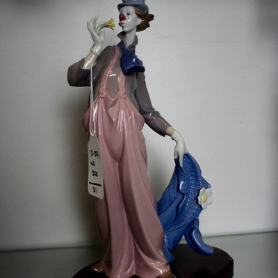 D54 #31 A Mile of Style Lladro #6507 Retired #6507

