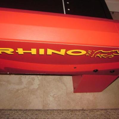 Rhino Ski Game