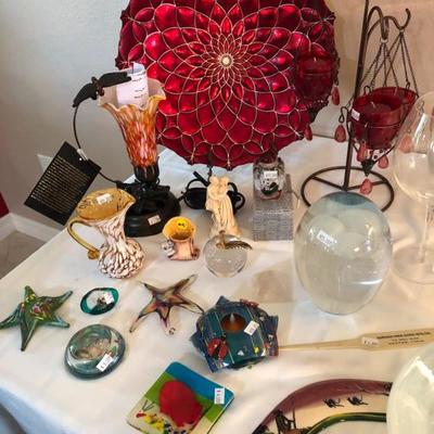 Art glass and souvenirs from around the world 
