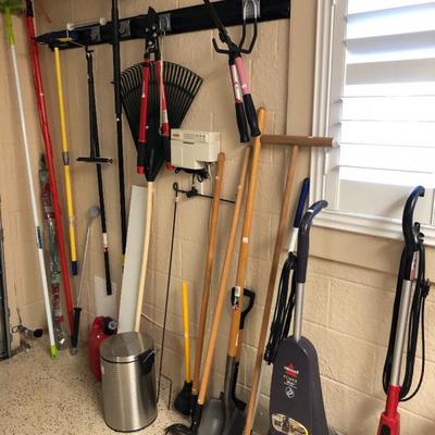 Lawn Tools, Vacuum Cleaners