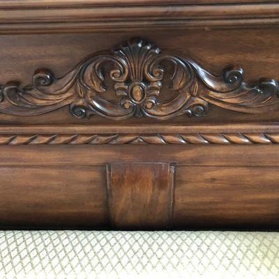 Sleigh bed detail