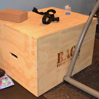 Plyometric fitness box