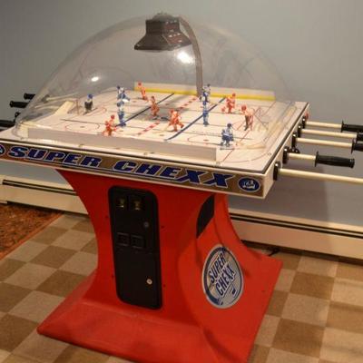 Super Chexx dome hockey game