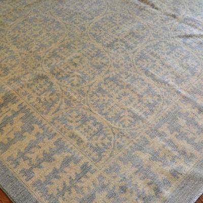 Hand knotted wool rug, approx. 8'6" X 11'3"