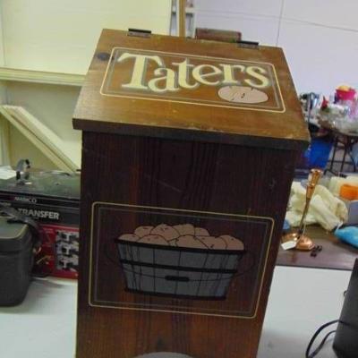 Taters Wooden potatoes box