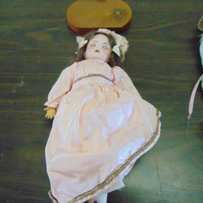 S. H. 1923 RARE Antique Doll almost puppet style d ...