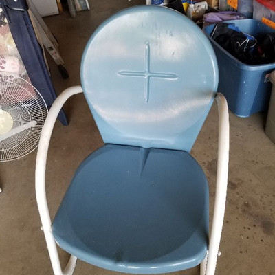 Vintage lawn chair $45