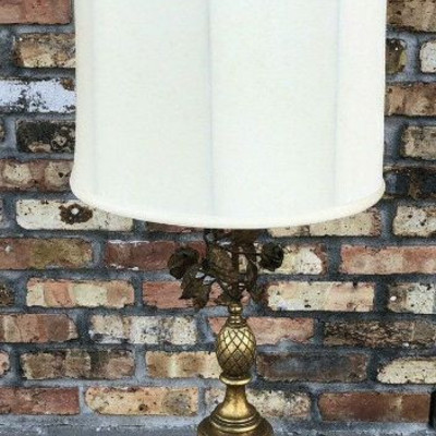Rose - Wood and Brass Lamp with Shades LA4098$10 