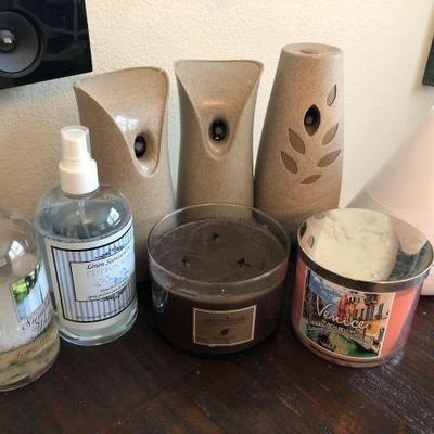 
#260: 3 Air Fresheners, Candles, Essential Oil Defuser and Linen Spray
3 Air Fresheners, Candles, Essential Oil Defuser and Linen Spray